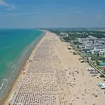 Welcoming Two-bedroom In Bibione-beahost Apartment *