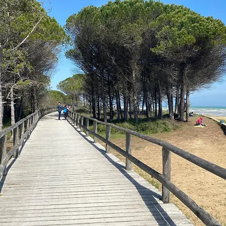Welcoming Two-bedroom In Bibione-beahost * Бибионе