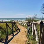 Welcoming Two-bedroom In Bibione-beahost Бибионе