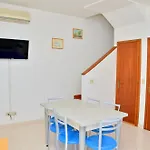 Welcoming Two-bedroom In Bibione-beahost Бибионе