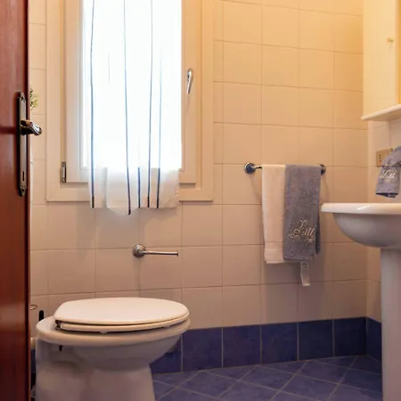 Welcoming Two-bedroom In Bibione-beahost * Бибионе