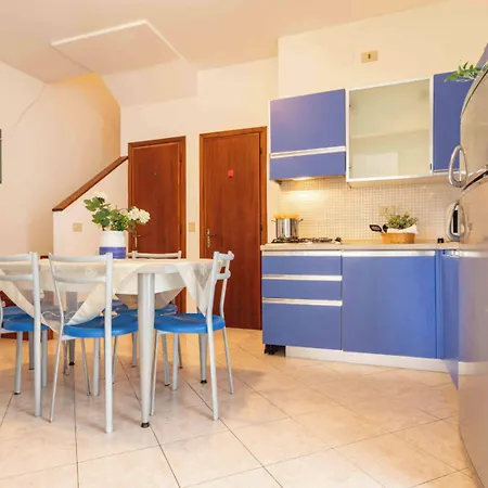 Welcoming Two-bedroom In Bibione-beahost Бибионе