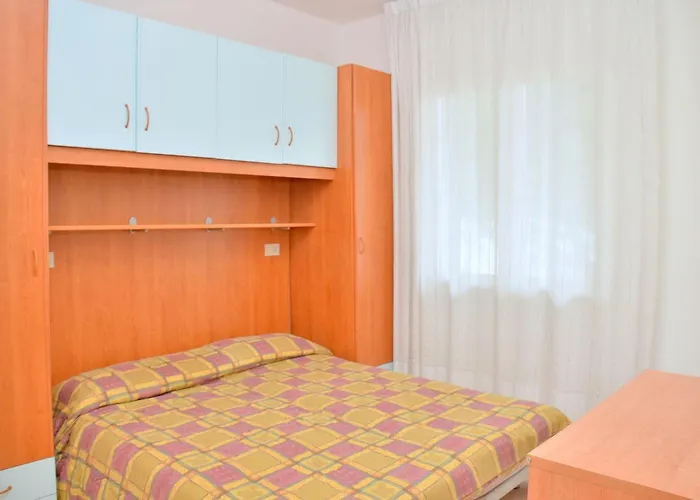 Welcoming Two-bedroom In Bibione-beahost Бибионе